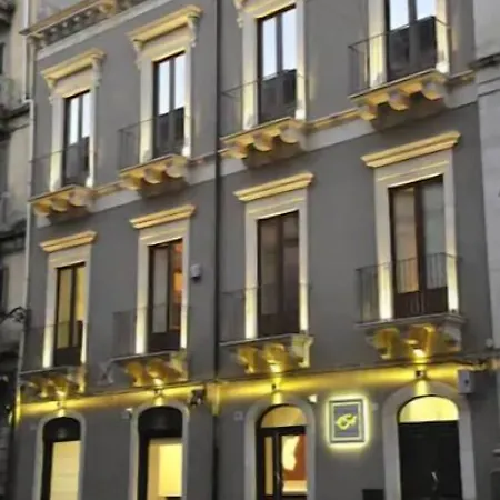 Etnea 454 Luxury Pensión 4*