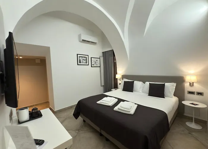 Etnea 454 Luxury Κατάνια
